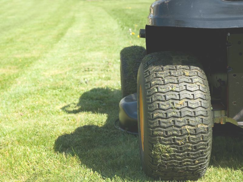 Acreage and ride on moving services Surf Coast